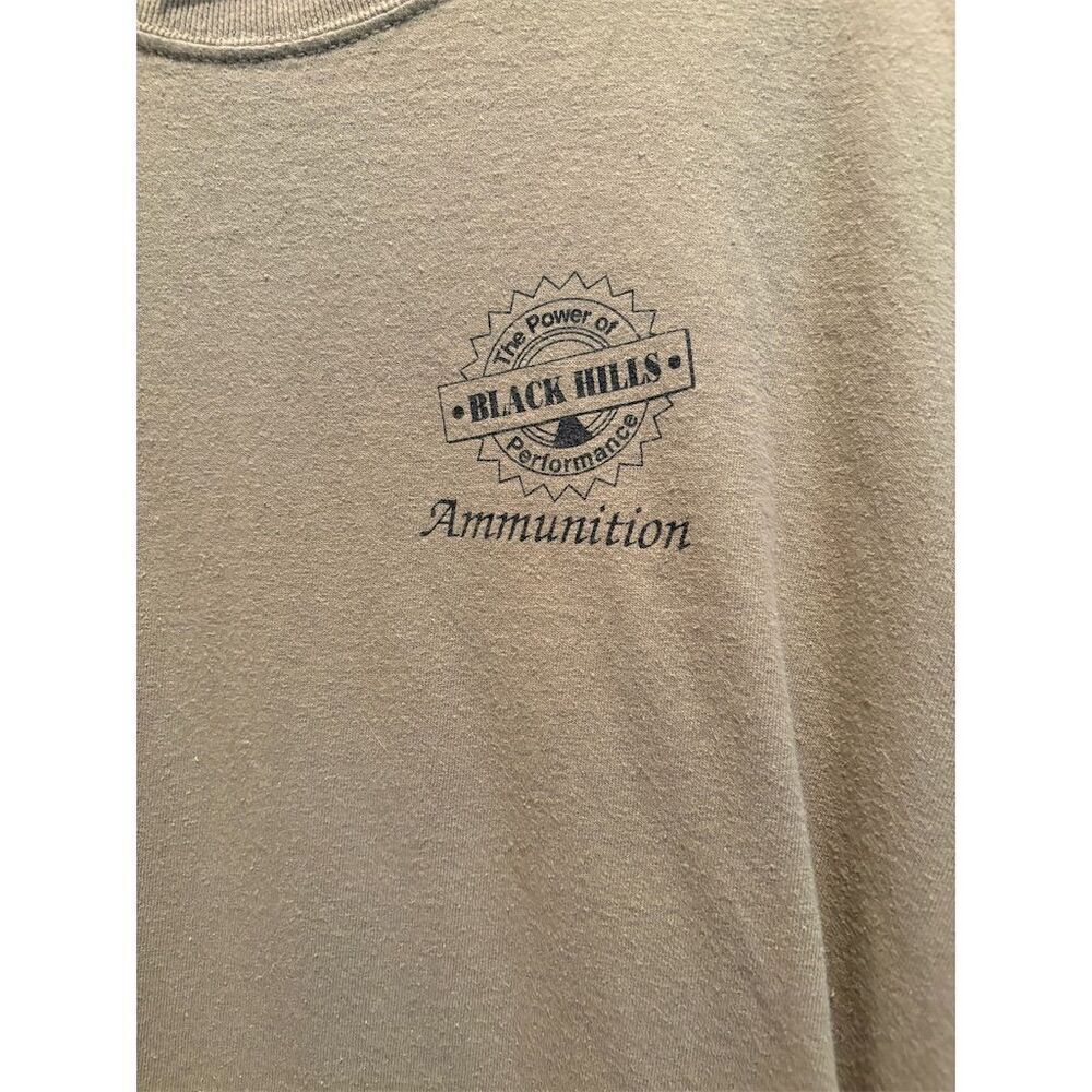 Vintage Black Hills Ammunition Men's Graphic T-Shirt Green Size L - Picture 2 of 7